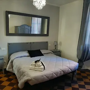 ** Frühstückspension Principe Calaf 3 Italien